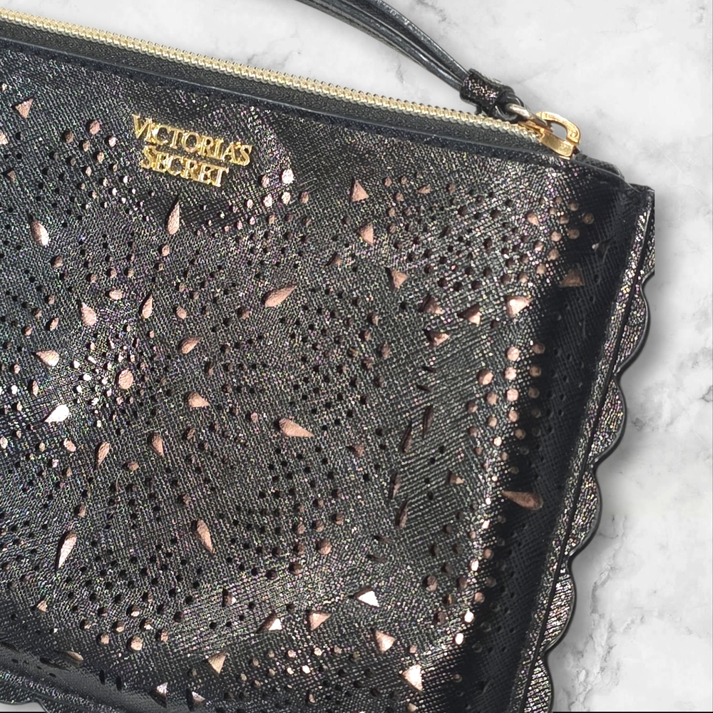 Victoria's Secret Black and Pink Wristlet Clutch- B83 - Picture 2 of 6
